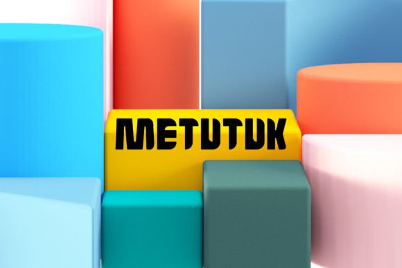 Metutuk: A Bold Display Font That Builds Brand Trust